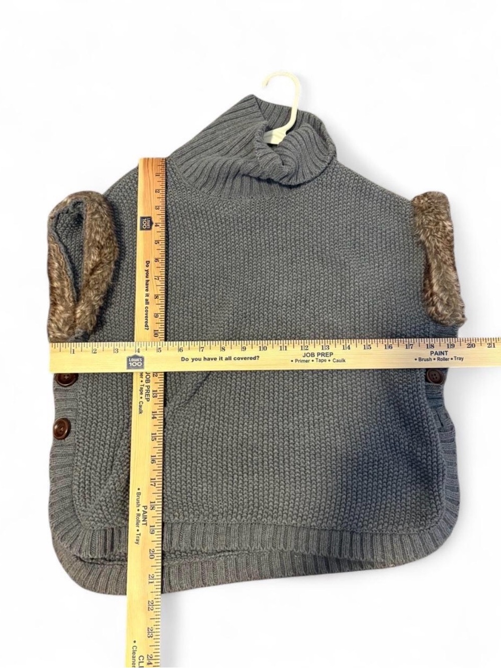 Sleeveless Gray Cowl Neck Knit Vest with Faux Fur Trim - Picture 6 of 6